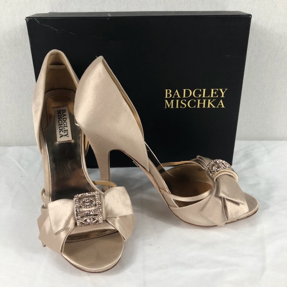 Badgley Mischka Shoes - Badgley Mischka Rhinestone Heels Size 9
